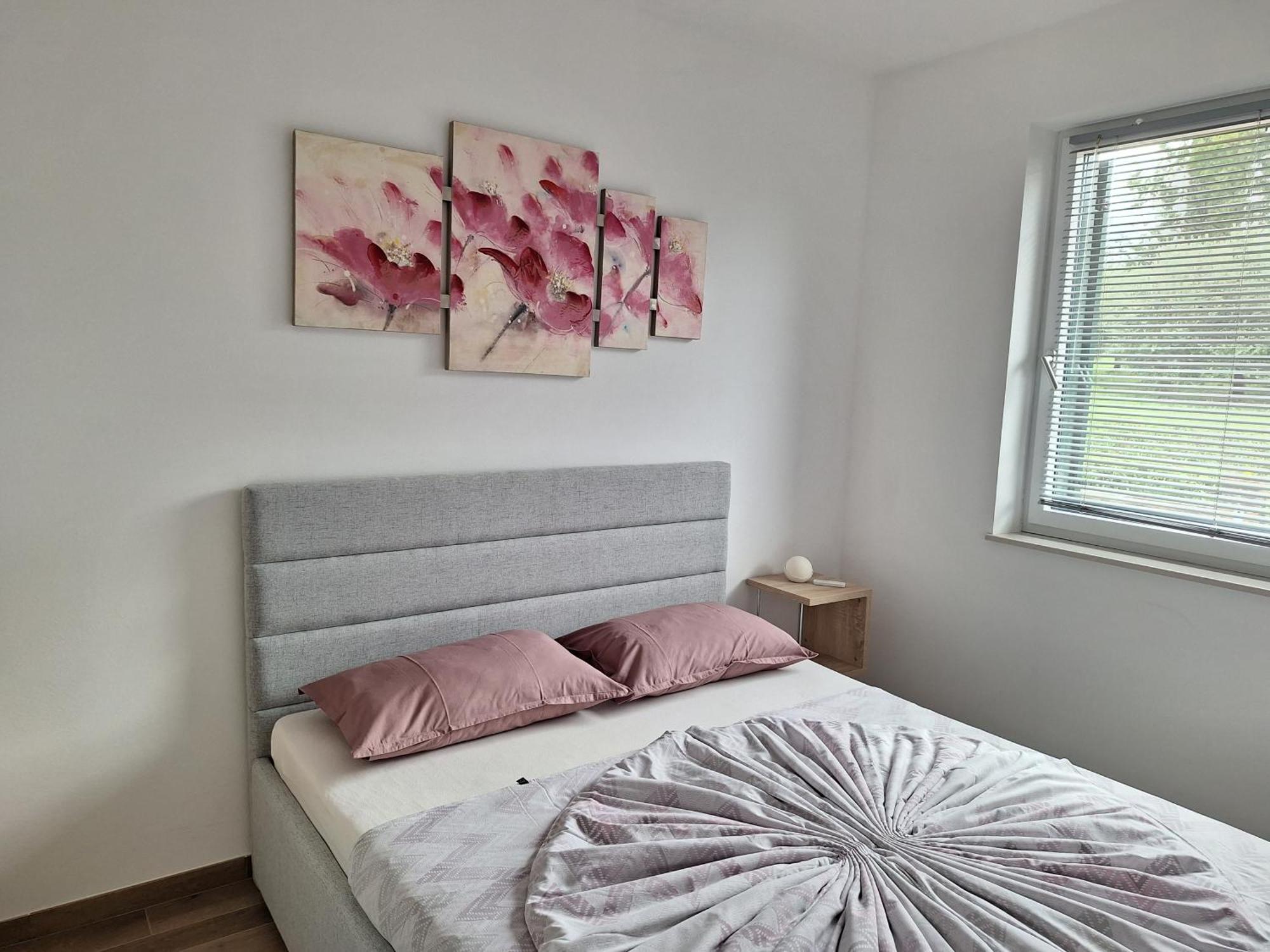 Val&Sol Apartments เซโชเล ภายนอก รูปภาพ